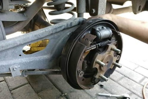 保養汽車時只需要換機油？維修師傅 不換這4個零件，保養也沒用